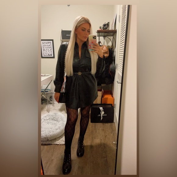 🎉 MEET YOUR SELLER 🎉 - Picture 6 of 9